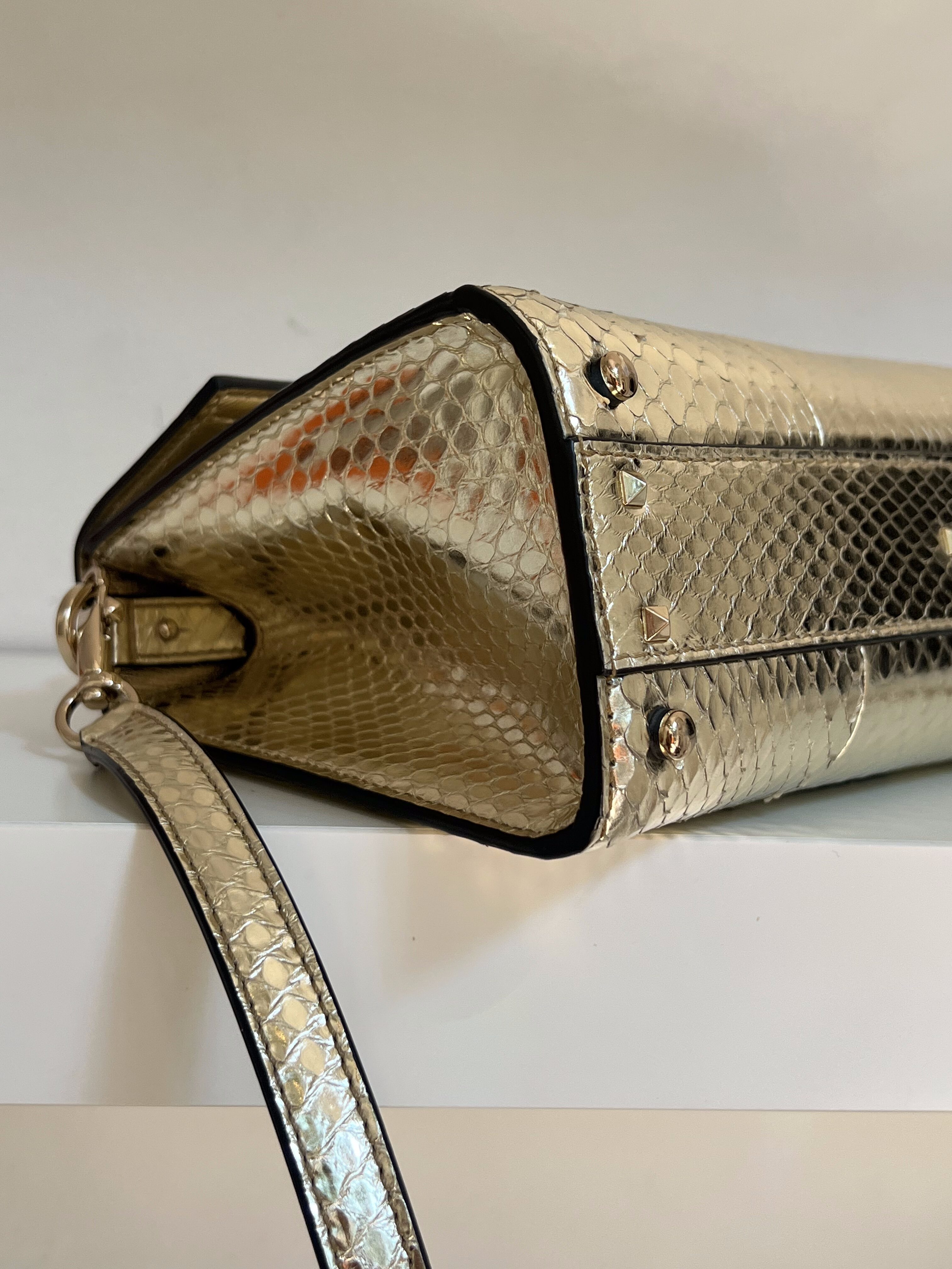 BORSA V SLING PICCOLA VALENTINO